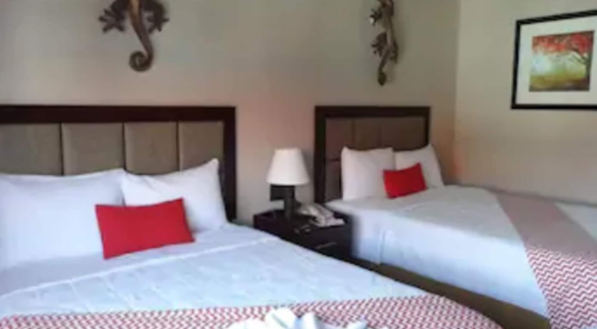 Ramada Tikal Isla De Flores Hotel Extérieur photo